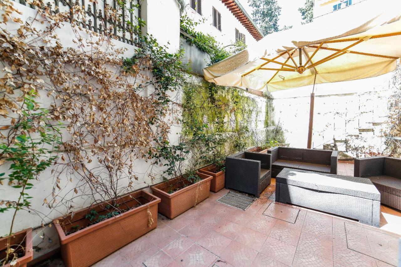 Traditional Apt Close To The Duomo - Private Yard! Флоренция Экстерьер фото