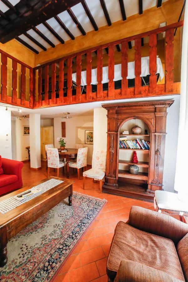 Traditional Apt Close To The Duomo - Private Yard! Флоренция Экстерьер фото